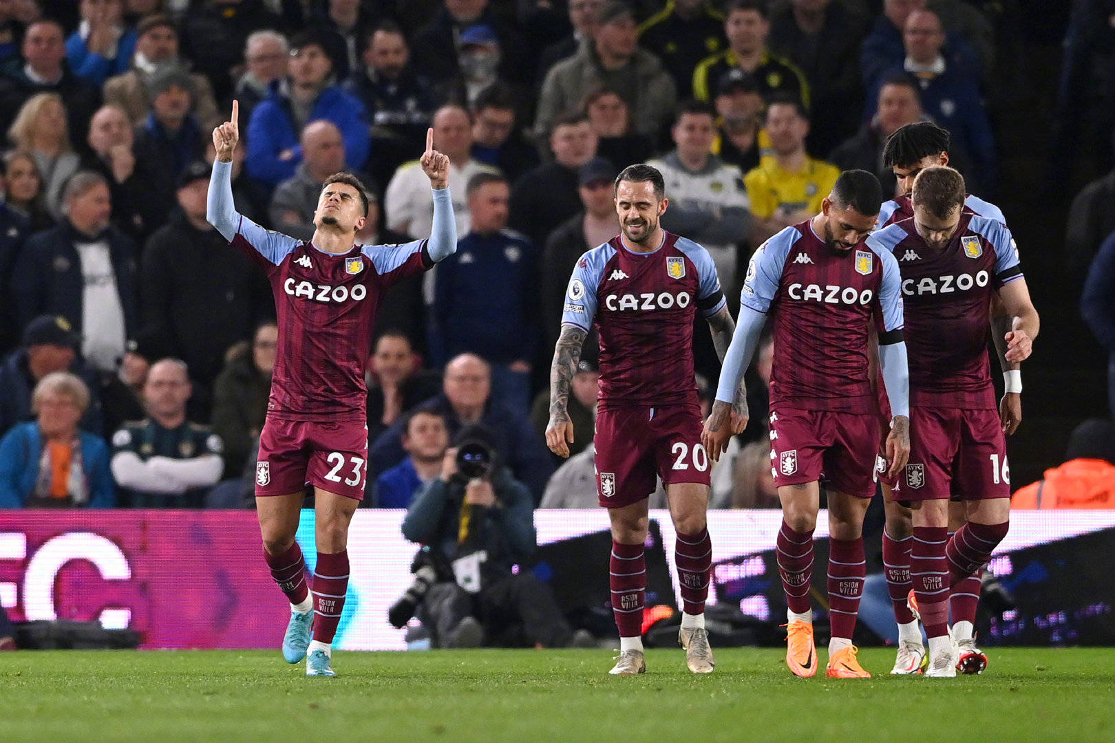 罗马诺：曼城为罗德里提供续约合同，让他成为队内第二高薪球员.